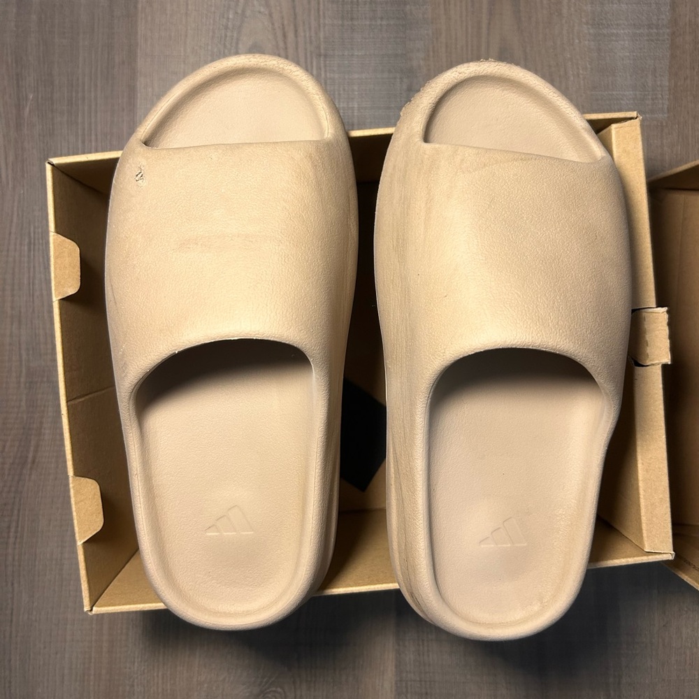 Yeezy Slides